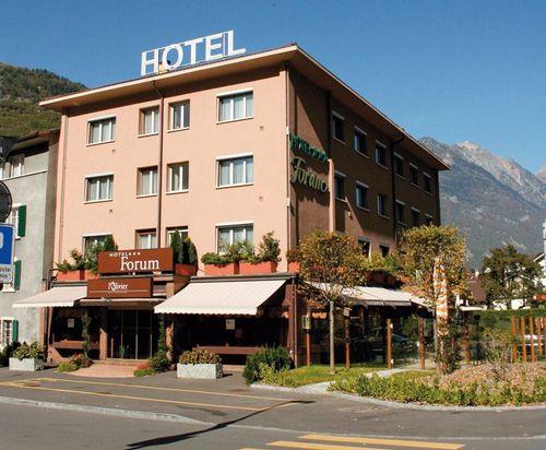 Hotel Forum Martigny Exterior foto